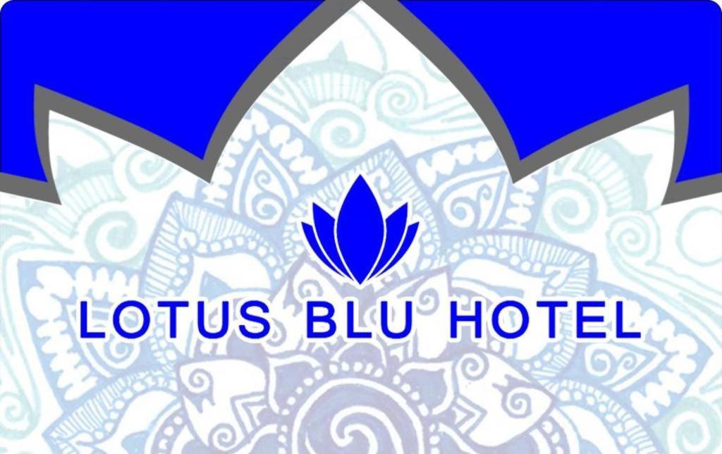 Lotus Blu Hotel Legazpi Exterior photo